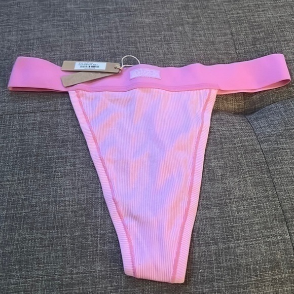 Skims Cotton Rib Thong